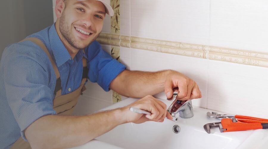 Handle or spout repair in La Puente, CA